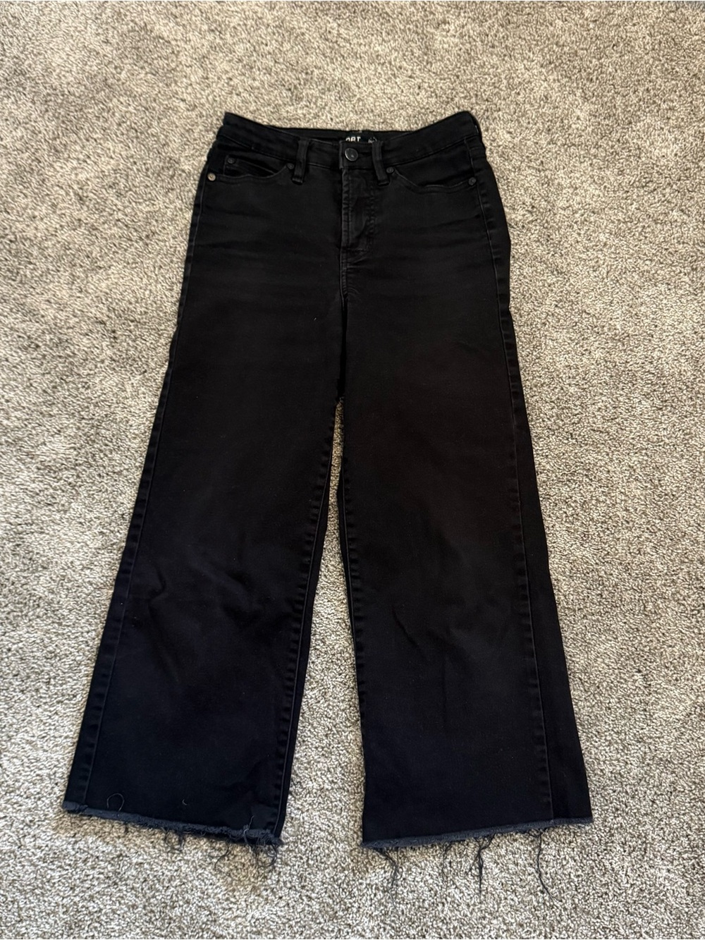 Black Wide-Leg Jeans